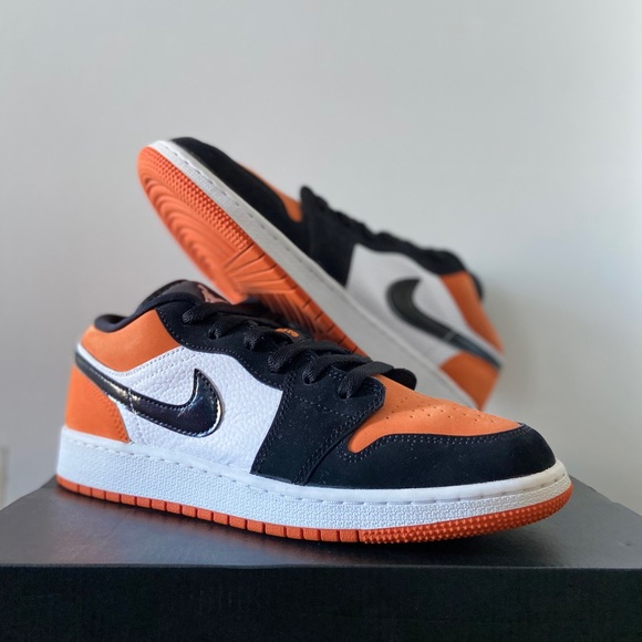 shattered backboard size 15